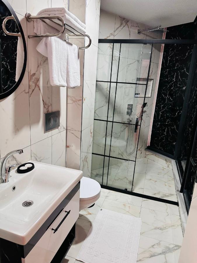 Skymoon Istanbul Airport Hotel Arnavutkoy Bilik gambar